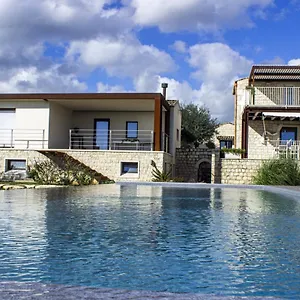 https://country-house-la-casazza.sicilyhotelsitaly.net