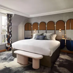 Sofitel Baltimore Tour Eiffel Hotel