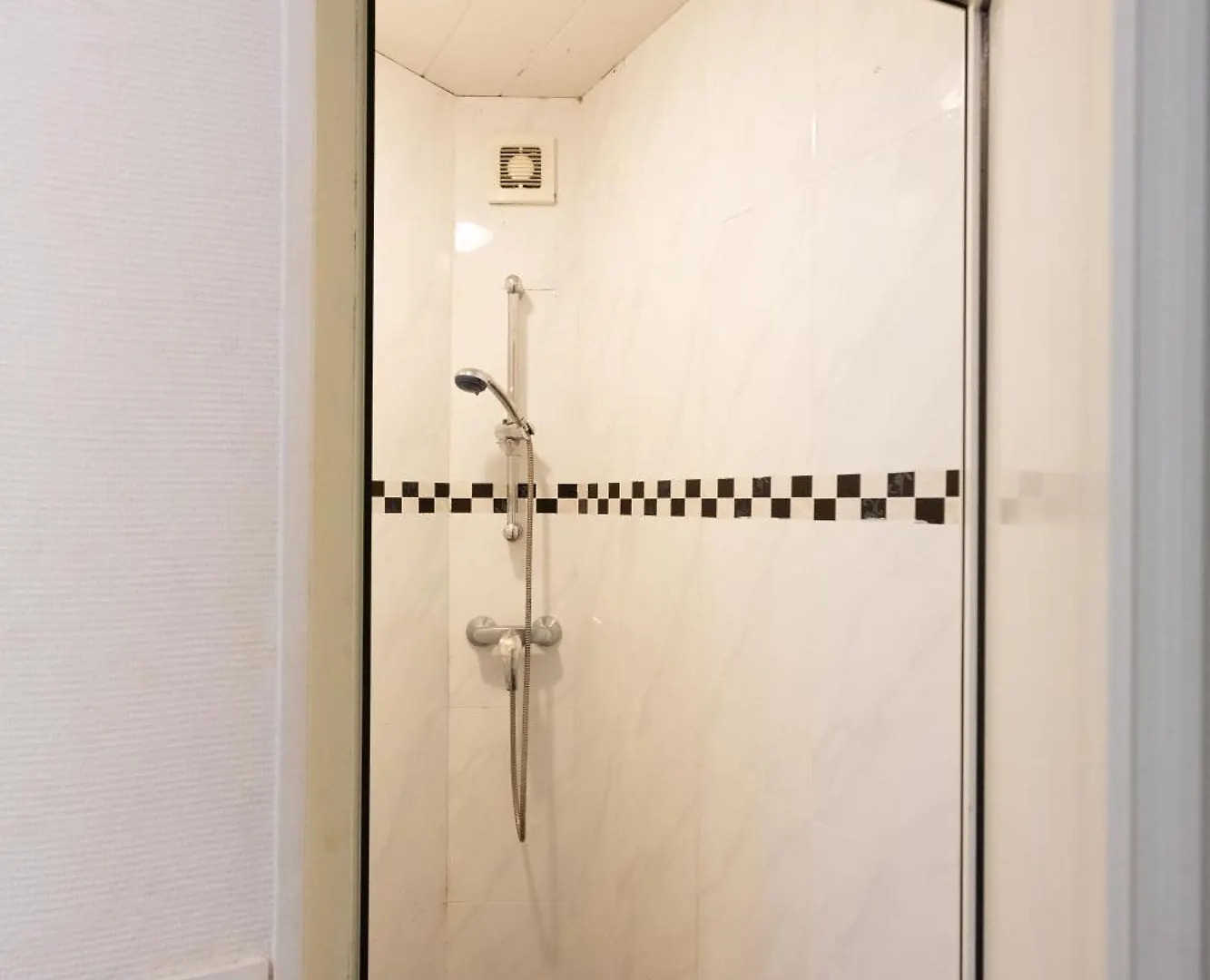 **  Hotel Europe Blv Paris Frankrig
